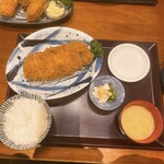 Tonkatsu Bashamichi Sakura - ハーブ三元豚ロースカツ定食180g