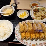 餃子の王将 プレンティ西神中央店 - 