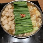 博多もつ鍋 前田屋 総本店 - モツ鍋