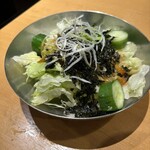 Yakiniku Kingu - 韓国海苔のチョギレサラダ