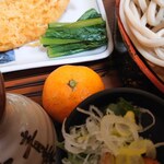 青葉 直利庵 - 新春でみかんサービスです