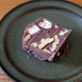 ショコラティエ・エリカ_0