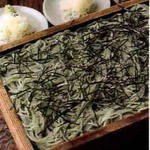 Hegi Soba Kon - 布海苔をつなぎにしてへぎ盛で
      