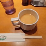 洋食の店 もなみ - スープ付き。