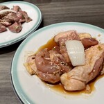 上野太昌園 - 鶏もも、タンすじ