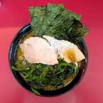 横浜ラーメン 相馬家 - ラーメン並800円