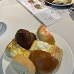 Italiancafe SEN℃ - おかわり自由のパン