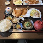 和久 - 料理写真:自家製あじフライ@880