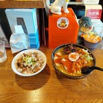 麺や 六根 - １日限定10食の辛味噌ラーメン(大盛)&おかかチャーシュー丼❕…‥。