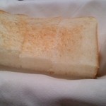 ビストロ シャンパーニュ - ラミのパン