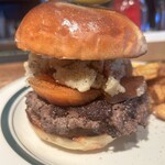THE CORNER Hamburger & Saloon - 
