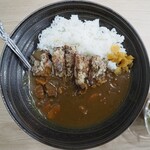 Ganso Sanzokuyaki - 2023年10月　山賊カレー（サラダ付）　1100円