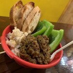 BAJO - ピーマンカレー（500円）