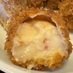 なおかつ - カニクリームコロッケ　断面図