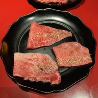 焼肉 綾小路 - 
