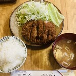 Tonkatsu Nomura - とんかつ定食850円