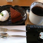 Kafe Renou - れんおうケーキセット(\850)