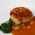フランス料理 GINKGO - 鴨のフォアグラソテーと季節の素材のマリアージュ・GINKGO風
                                
