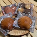 SWEET MONSTER - マドレーヌとクッキー