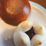 わがし屋さんのあんぱん 結喜 - 粒あん　いちご