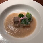 Tsukishima Supeinkurabu - お魚は蓮根ソースで！！これが美味しい！！
