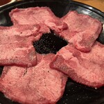 炭火焼肉 鶴兆 - 