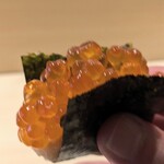 神楽坂すし旭飛 - いくら海苔巻