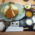 Katsu Ando Katsu - 極上ロースかつと海老フライ膳2,332円