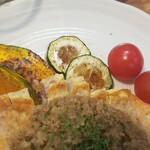 キッチン ブルー グローブ - 備え付け野菜のアップ