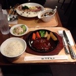 お肉の専門店 スギモト - 松坂牛入りハンバーグ