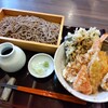 Kinari - ↓ 樹なり天丼とお蕎麦 1,450円、玄挽き十割 200円（土日祝限定）
                