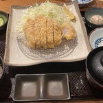 とんかつ わか葉 - ゆず豚のロースとんかつ定食