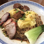 香港麺 新記 - 全部具入り つゆなし麺