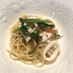 リストランテ ラ ソリア - ヤリイカと春菊のスパゲッティ
