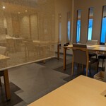 に志づ可 - 仕切りがあってとても落ち着きます。