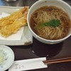 ふる川 - 料理写真:天ぷらそば（\1365）です。