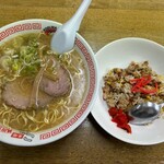 旭川ラーメンこぐまグループ - 