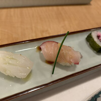 対馬のどぐろとイカ活き造り 博多 魚蔵 都ホテル店 - 