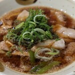 空飛ぶうどん やまぶき家 - 豚バラの肉汁