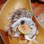 横浜 酒槽 - 生牡蠣