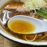 Ra men mu - 鶏ベースの淡麗スープにたっぷりの鶏油！