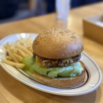 ムースヒルズバーガー - チリチーズバーガー　1300円