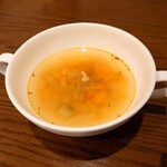 竜吟虎嘯 - 松阪牛 大人のハンバーグ(3,150円)のスープ