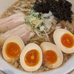 ニボチャチャ!!ラーメン あらき軒 - 