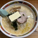 味の札幌 - 味噌カレー牛乳ラーメン（バター入り）です。（2024年1月）