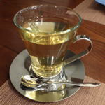 ピッツェリア パドリーノ・デル・ショーザン - ハーブティー（カモミール）￥４５０