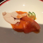 中国料理 娘娘 - 前菜：蒸し鶏のピリ辛ごまだれ