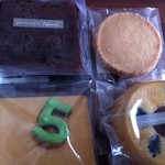 パティスリー ハレ - 5周年記念イベントBOXの中身