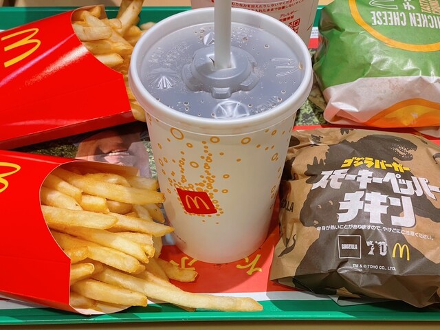 マクドナルド14枚 マクドナルド 14号幸町店 - 西登戸/ハンバーガー | 食べログ