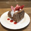 SHIRAKAWA - 苺とココアのシフォンケーキ